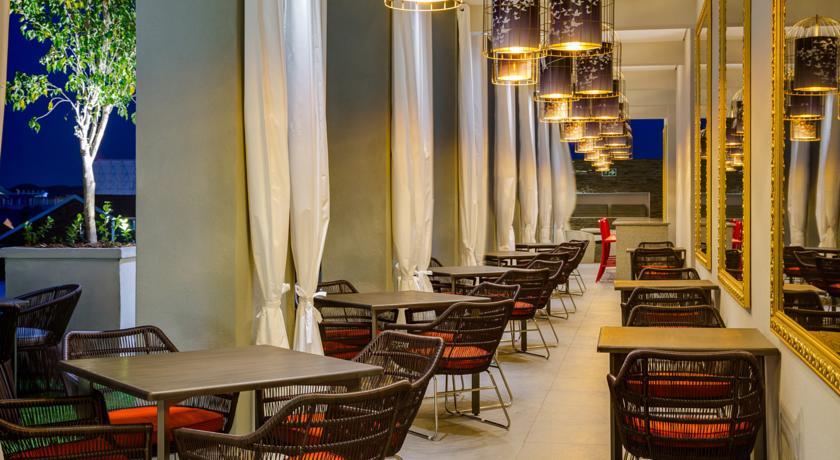 Protea Hotel Fire & Ice! By Marriott Pretoria Menlyn מראה חיצוני תמונה